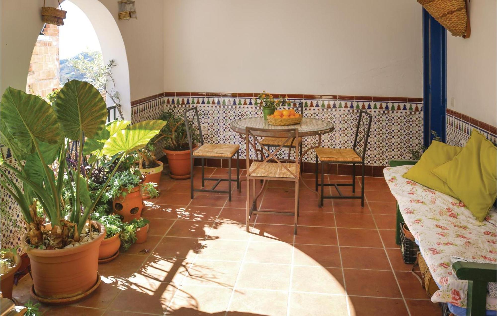 Nice Home In Canillas De Albaida With Wifi Esterno foto