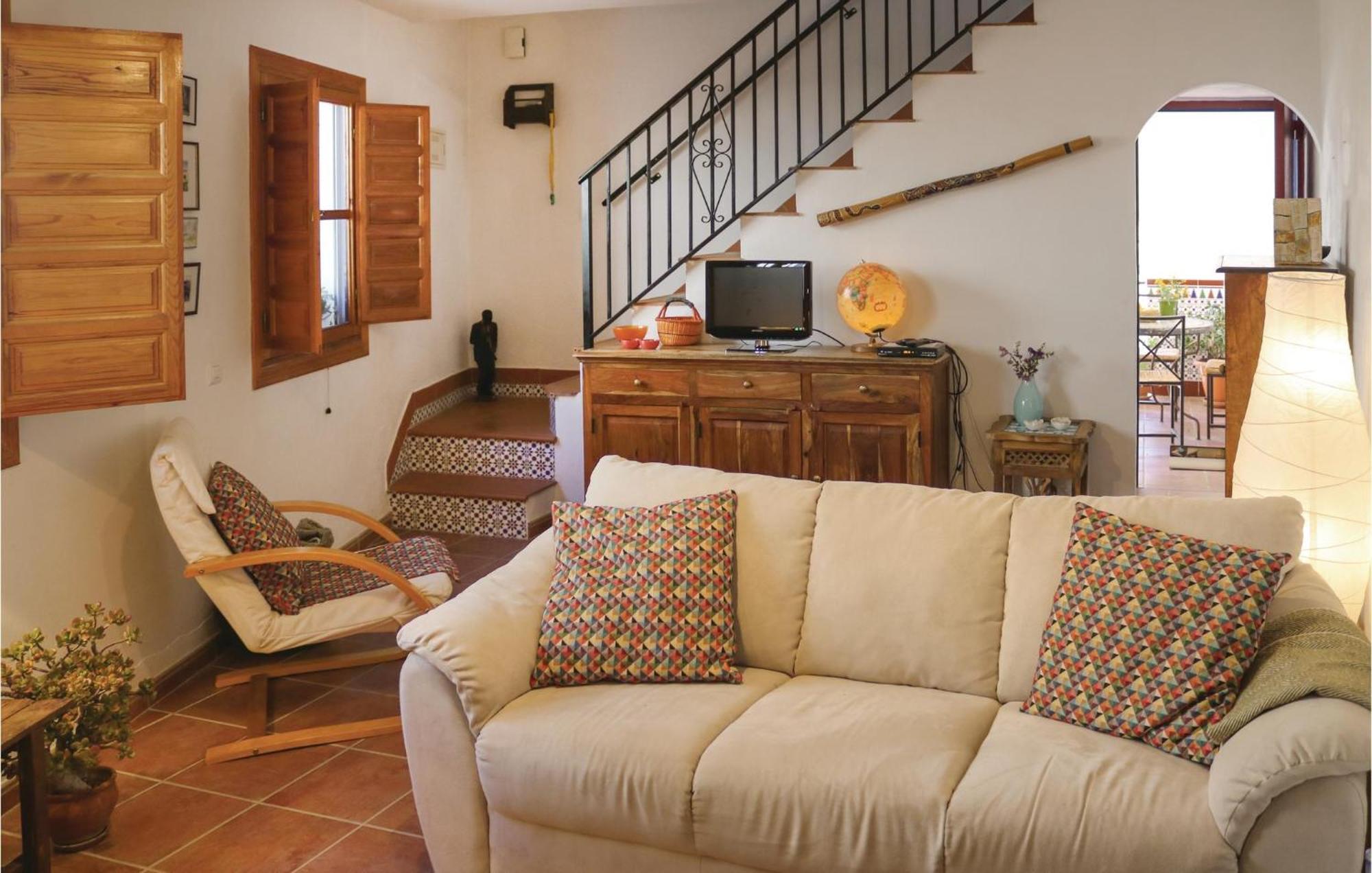 Nice Home In Canillas De Albaida With Wifi Esterno foto