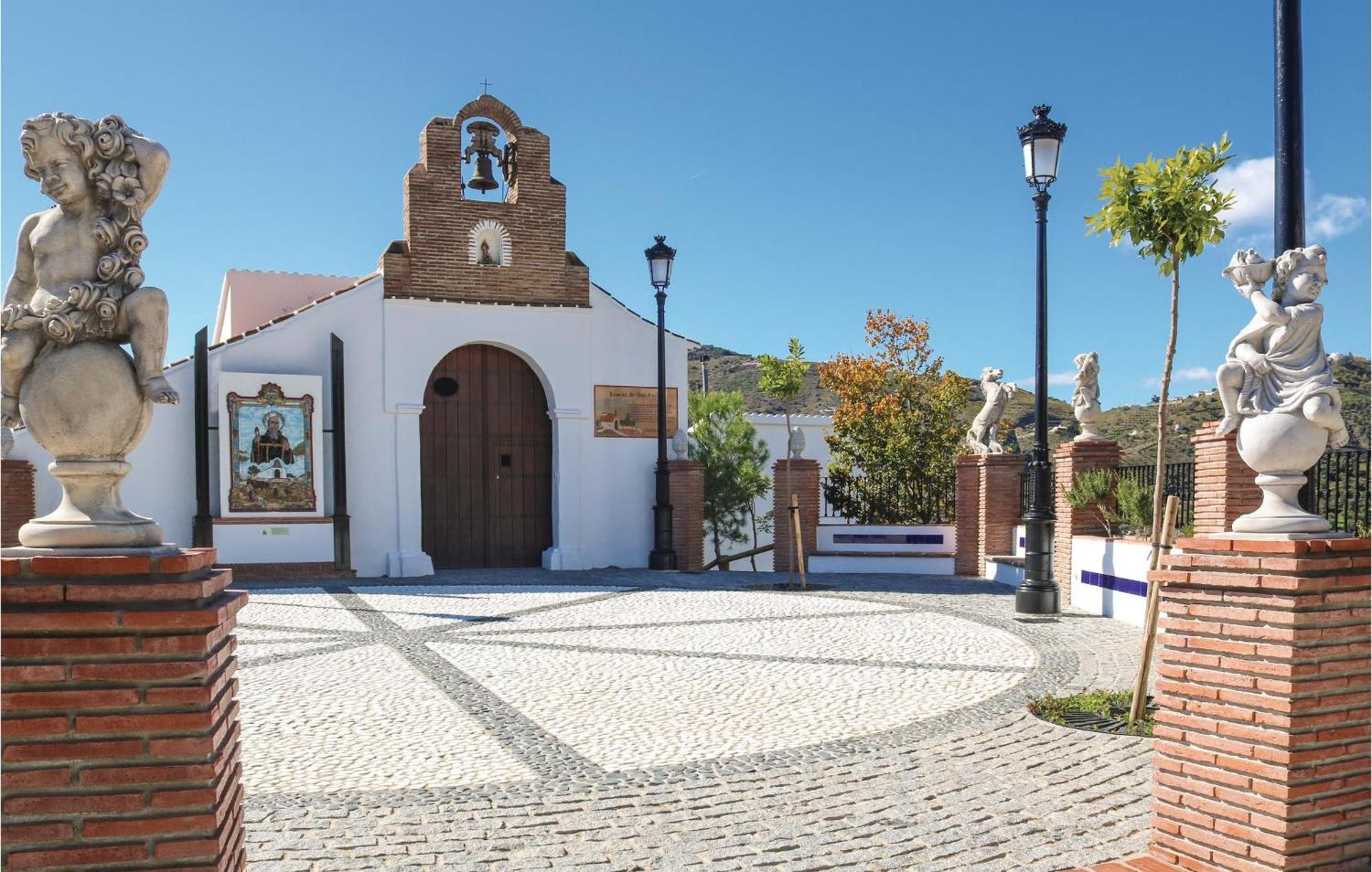 Nice Home In Canillas De Albaida With Wifi Esterno foto